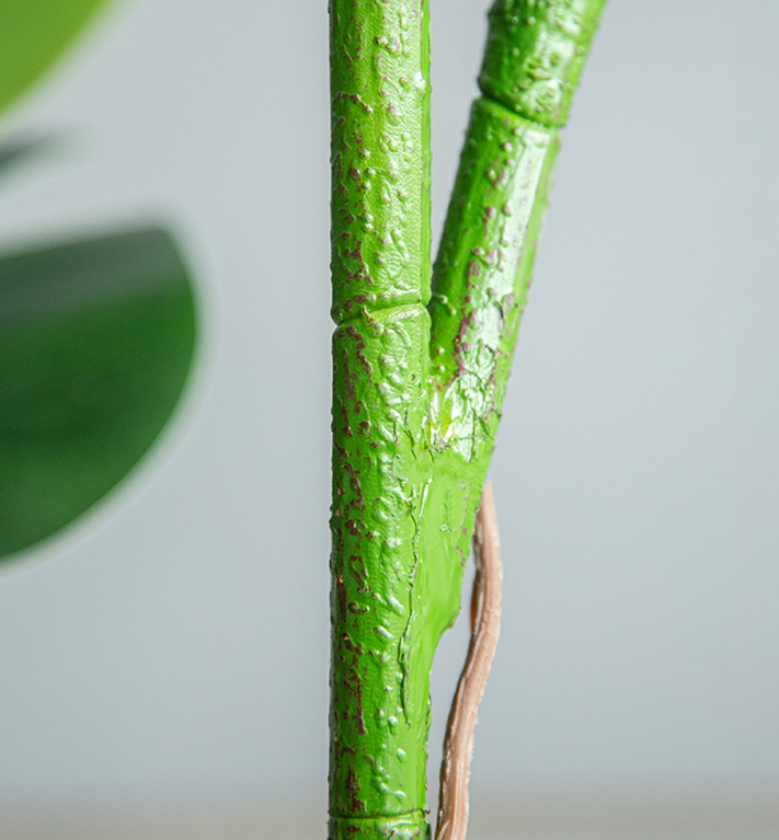 EverLush Greenscape - Lifelike Artificial Plant